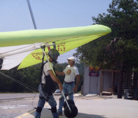 Hang gliding, Chatanooga, TN 2011 Hang gliding, Chatanooga, TN 2011